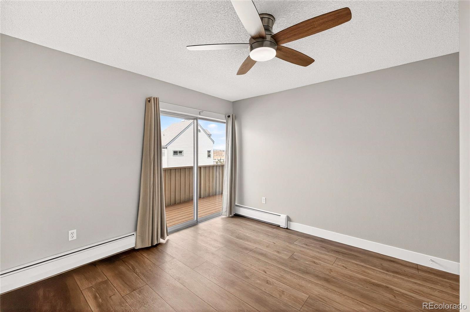 MLS Image #22 for 4110  hale parkway,denver, Colorado
