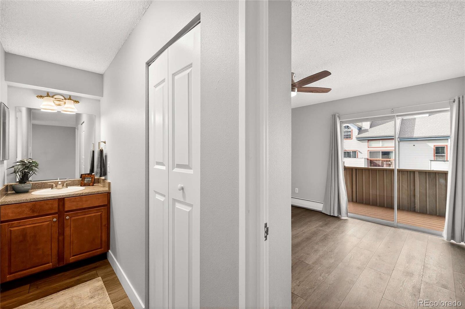 MLS Image #23 for 4110  hale parkway,denver, Colorado