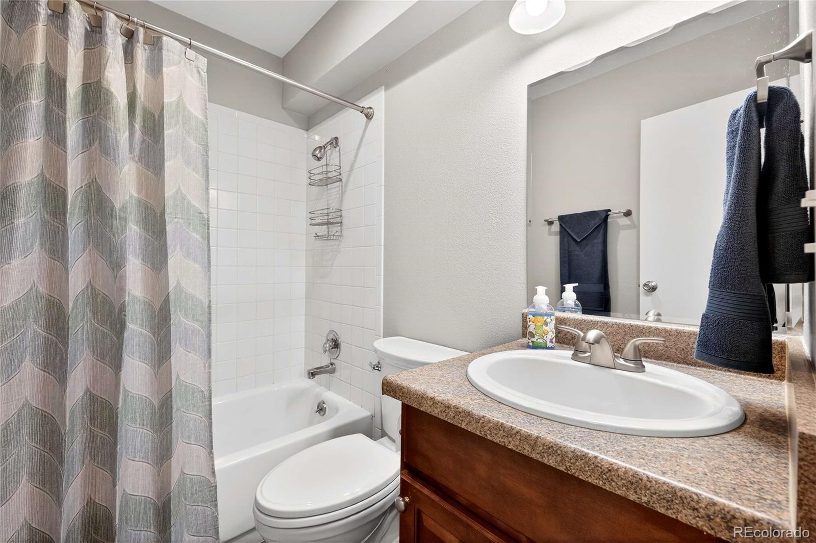 MLS Image #24 for 4110  hale parkway,denver, Colorado