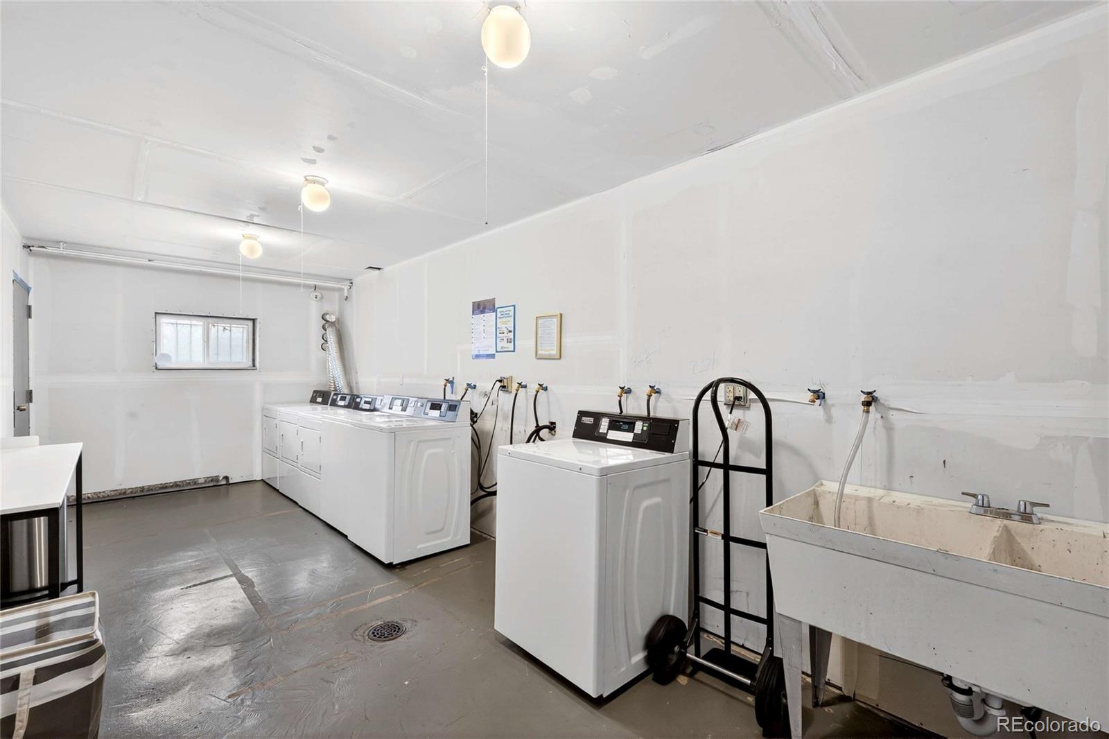 MLS Image #27 for 4110  hale parkway,denver, Colorado