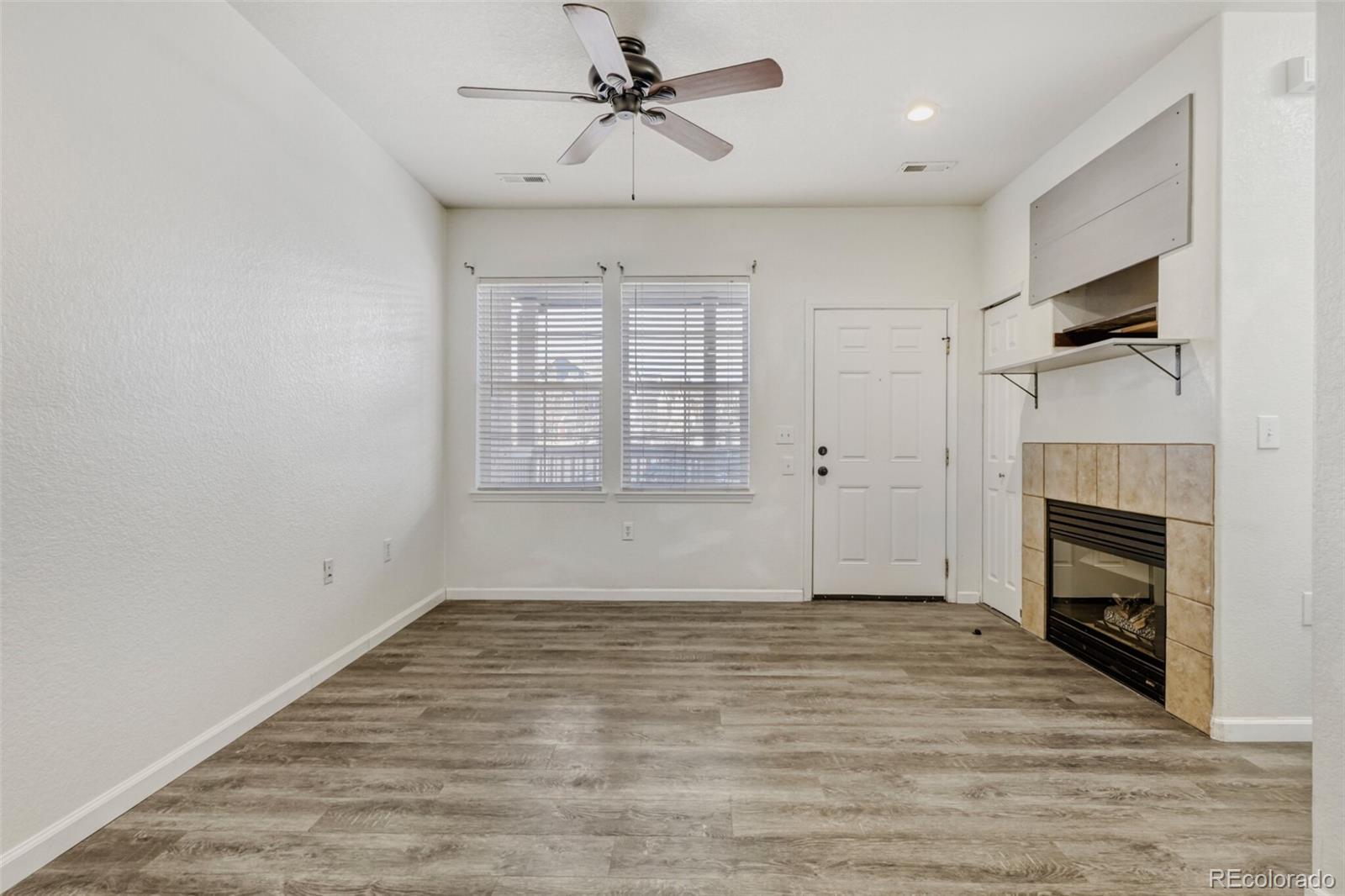 MLS Image #4 for 16312 e fremont avenue 2,aurora, Colorado