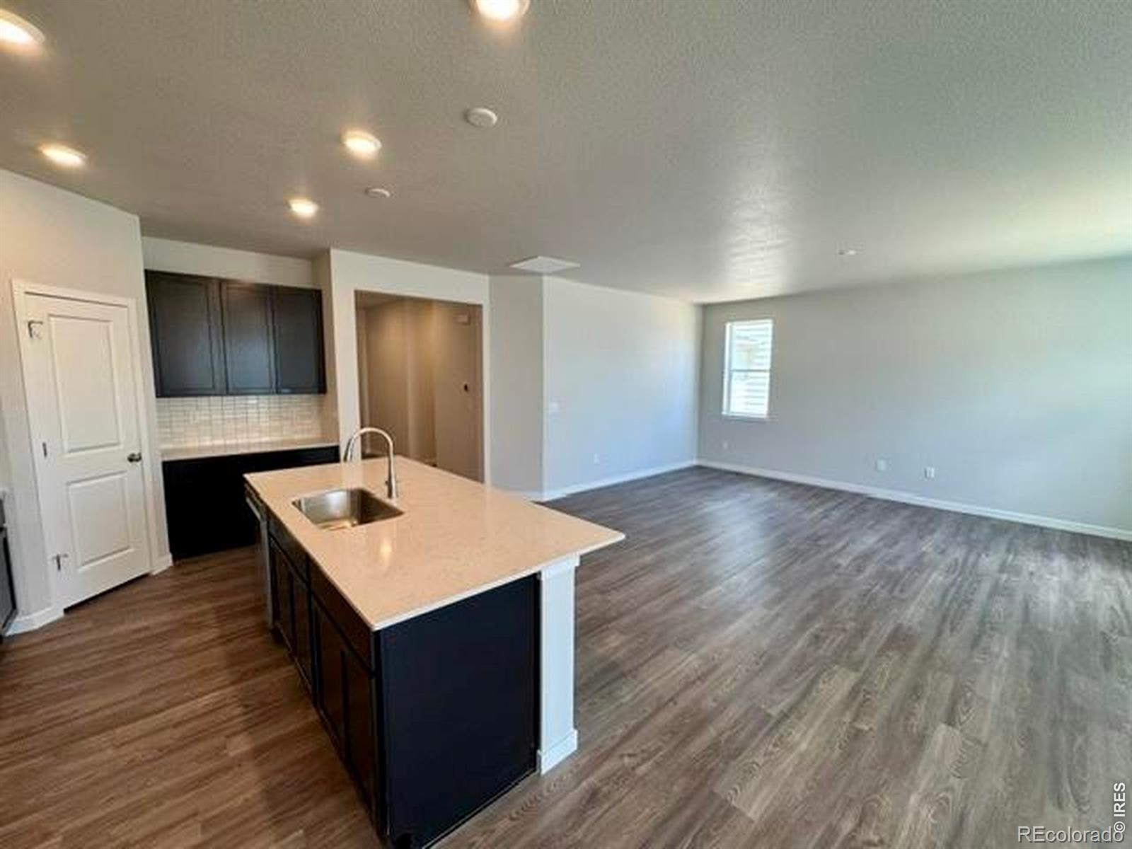 MLS Image #13 for 827  mesic lane,windsor, Colorado