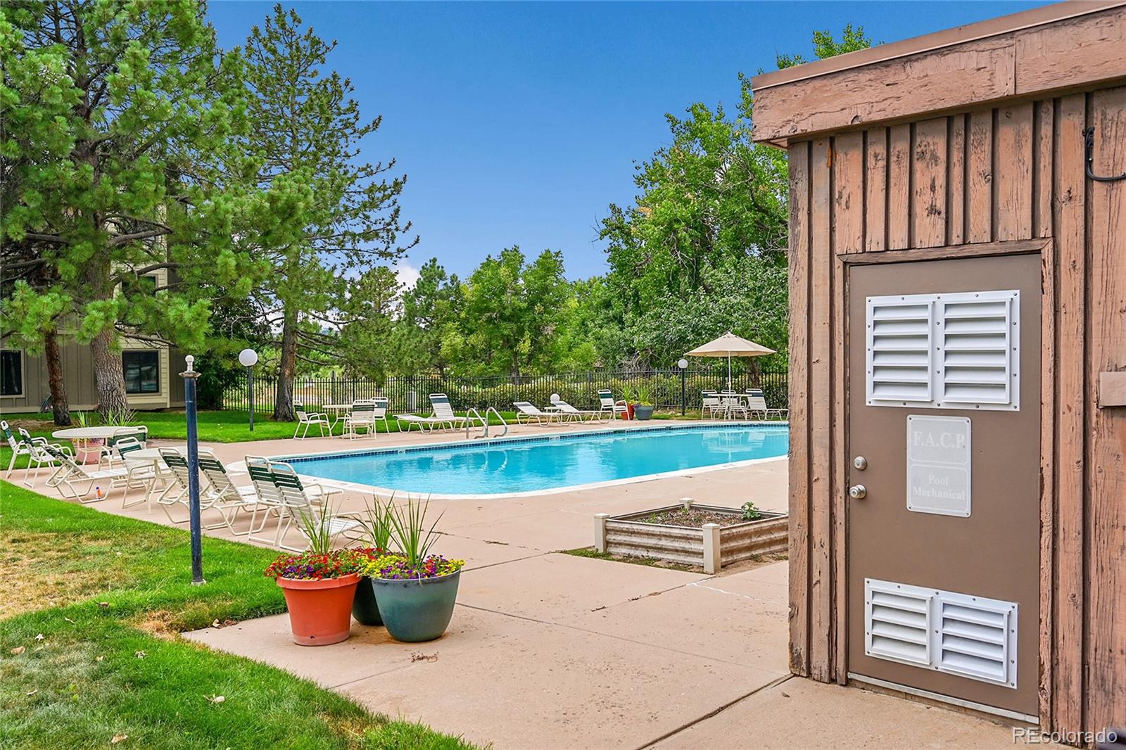 MLS Image #20 for 2525 s dayton way,denver, Colorado
