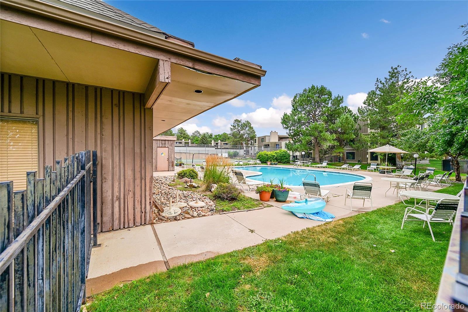 MLS Image #21 for 2525 s dayton way,denver, Colorado