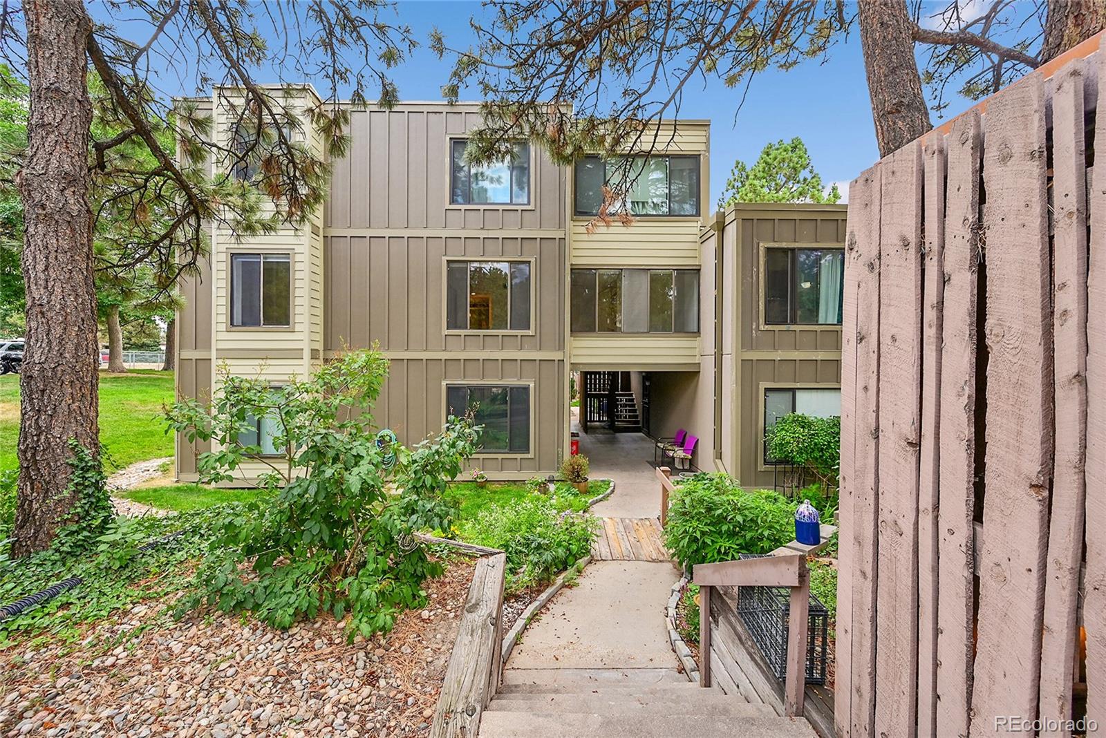 MLS Image #22 for 2525 s dayton way,denver, Colorado