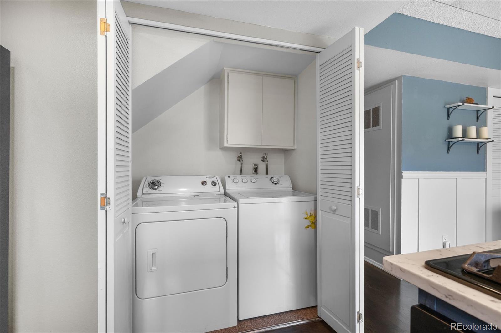 MLS Image #23 for 9055 e nassau avenue,denver, Colorado
