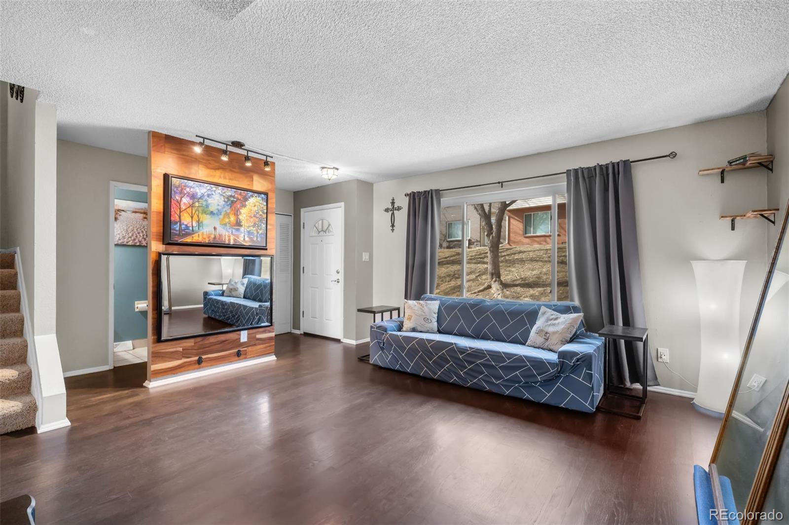 MLS Image #4 for 9055 e nassau avenue,denver, Colorado