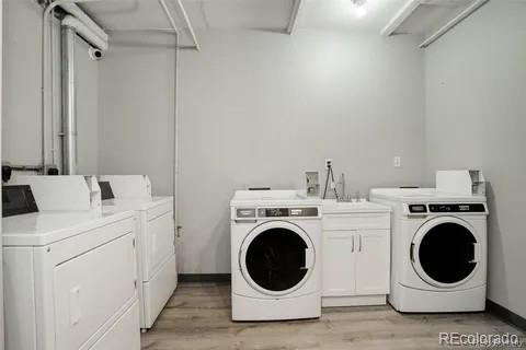 MLS Image #16 for 1101  bellaire street 202,denver, Colorado