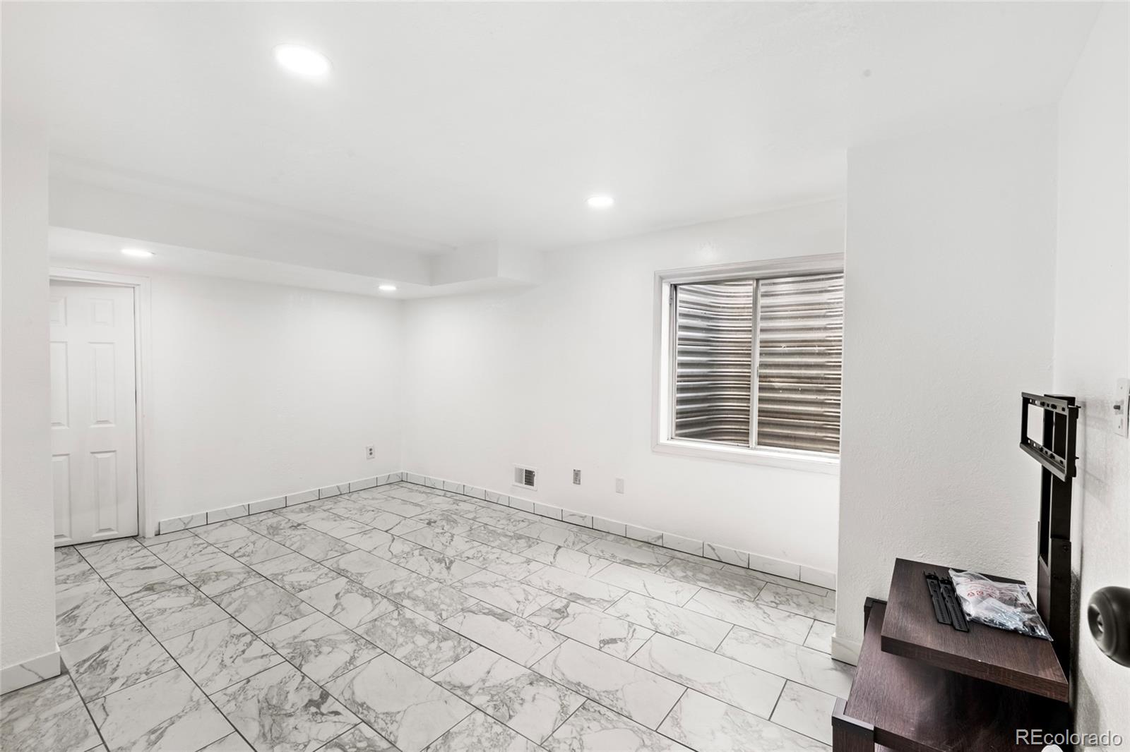 MLS Image #15 for 524  rider ridge drive,longmont, Colorado