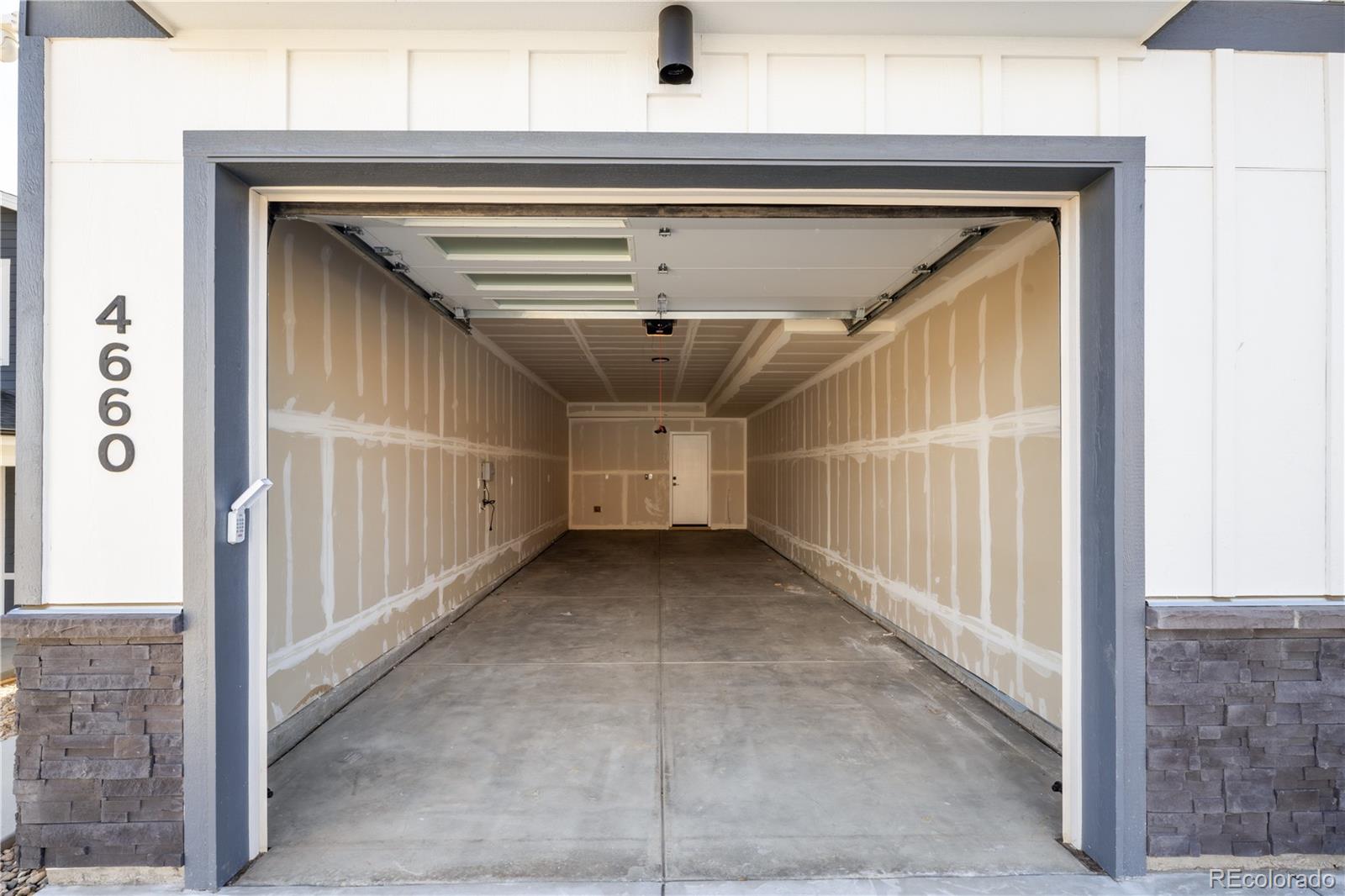 MLS Image #23 for 4650 w 9th avenue,denver, Colorado