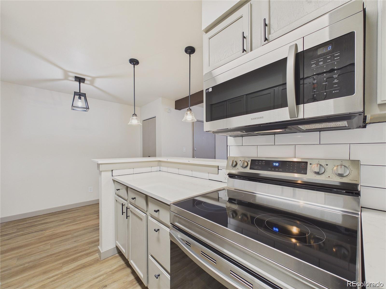 MLS Image #9 for 3643 s sheridan boulevard,denver, Colorado