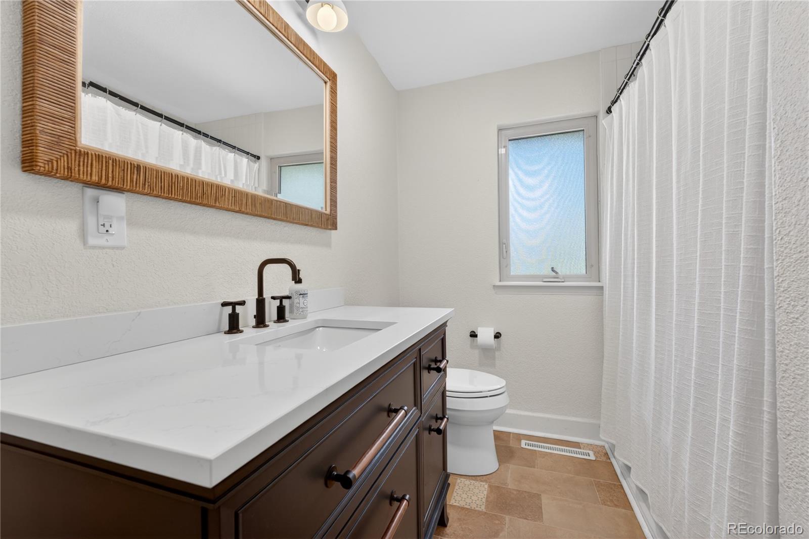 MLS Image #25 for 5730 e 19th avenue,denver, Colorado
