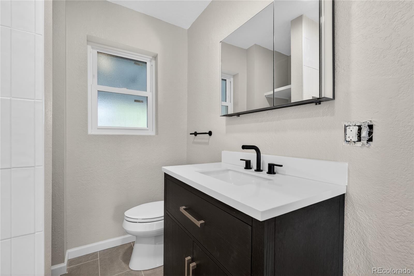 MLS Image #11 for 1567  rosemary street,denver, Colorado