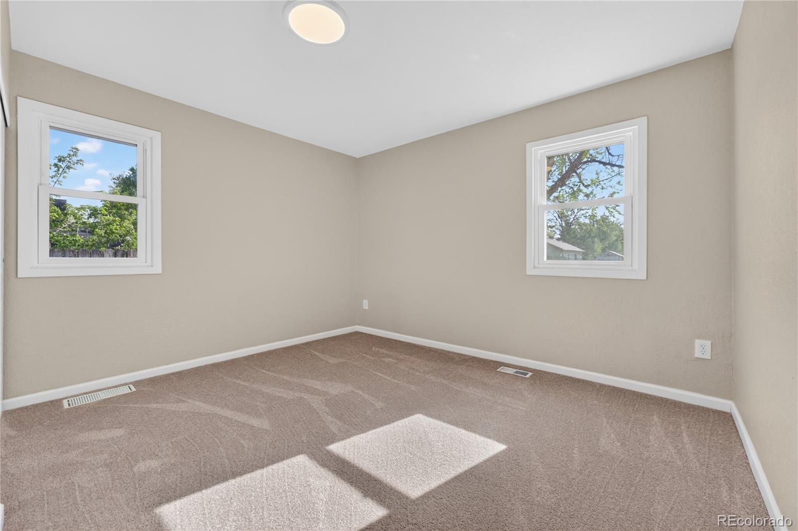 MLS Image #15 for 1567  rosemary street,denver, Colorado