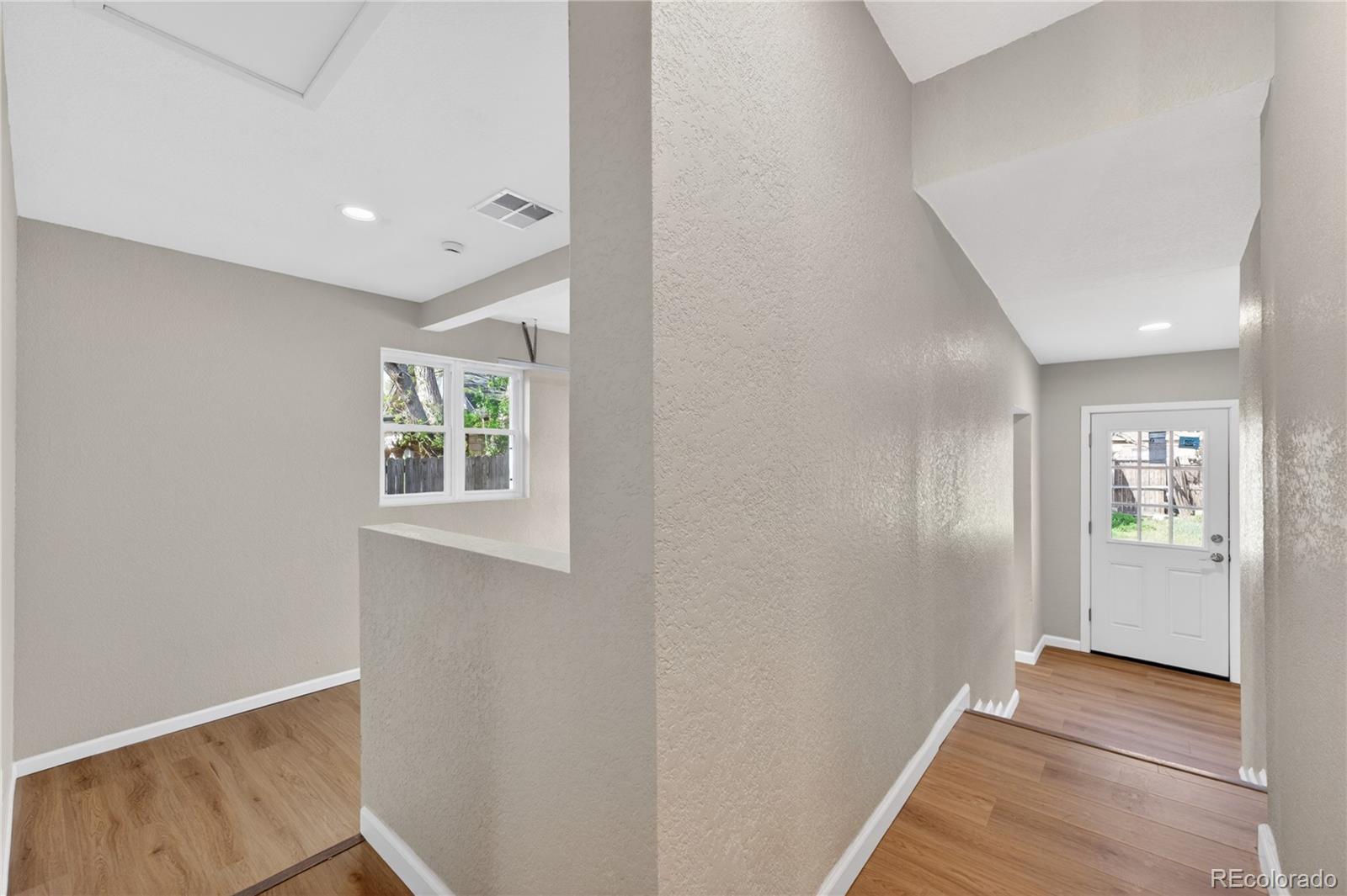 MLS Image #18 for 1567  rosemary street,denver, Colorado