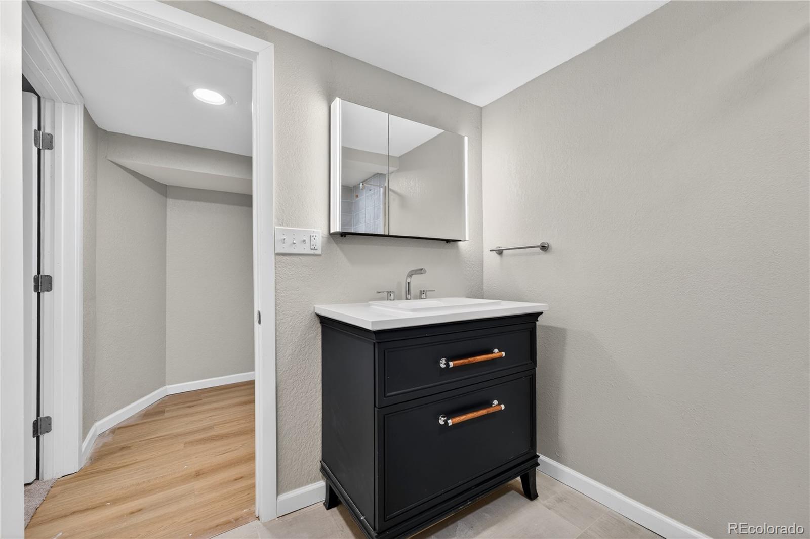 MLS Image #31 for 1567  rosemary street,denver, Colorado