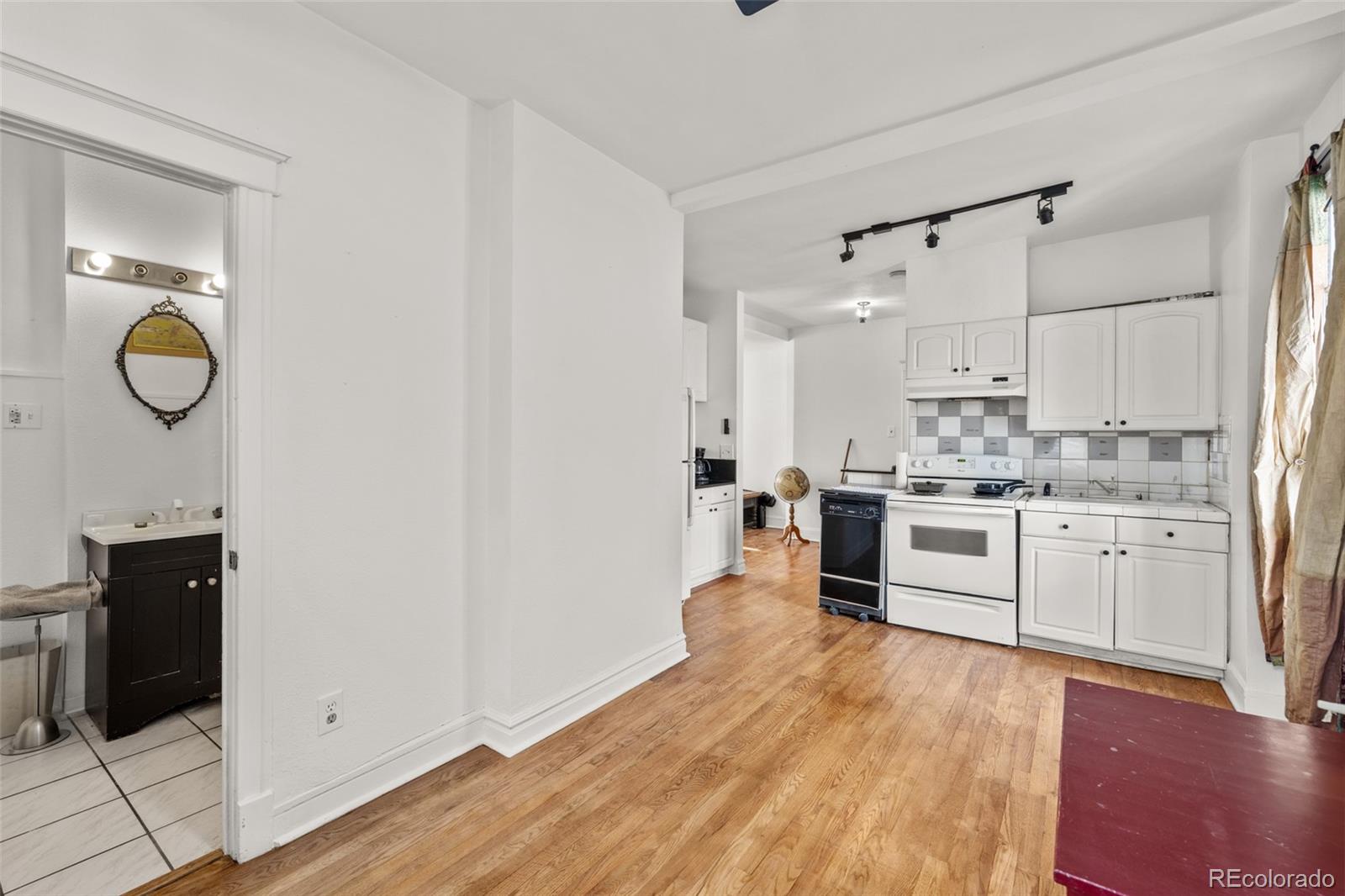 MLS Image #7 for 215 e 11th avenue d1,denver, Colorado