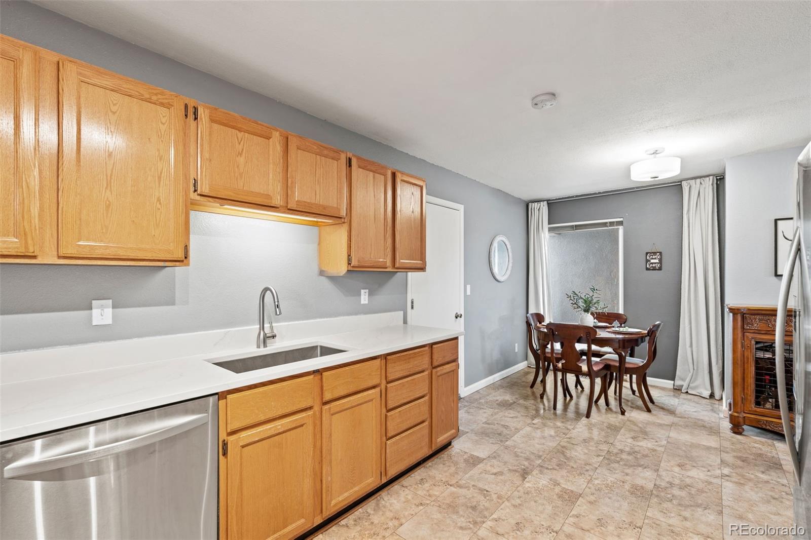 MLS Image #16 for 1323  server drive,colorado springs, Colorado