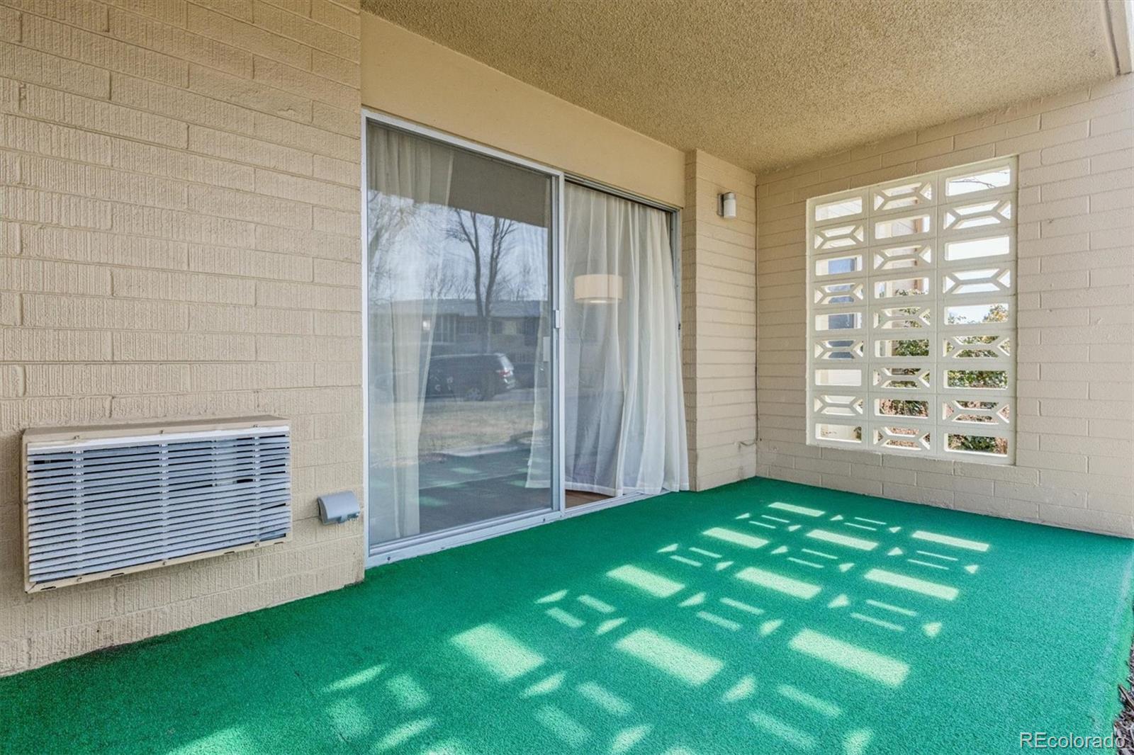 MLS Image #13 for 750 s clinton street 1a,denver, Colorado