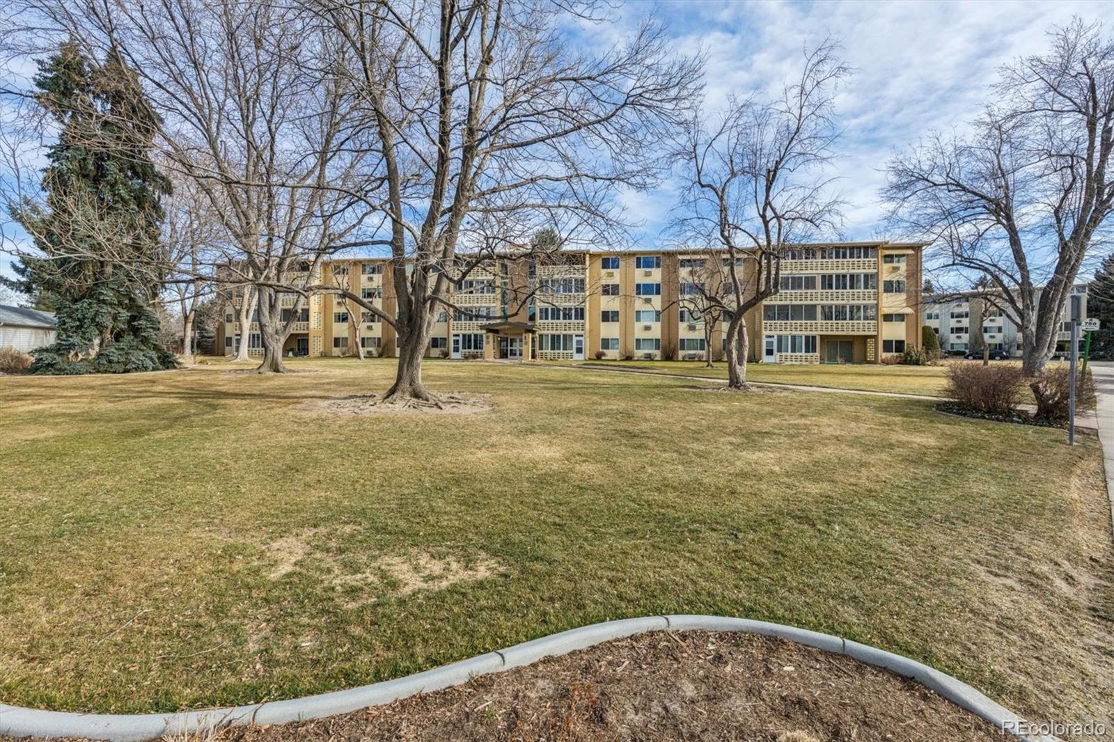 MLS Image #19 for 750 s clinton street 1a,denver, Colorado