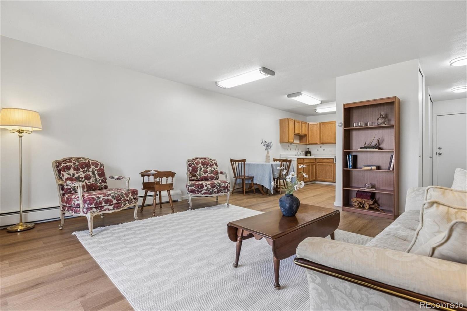 MLS Image #3 for 750 s clinton street 1a,denver, Colorado