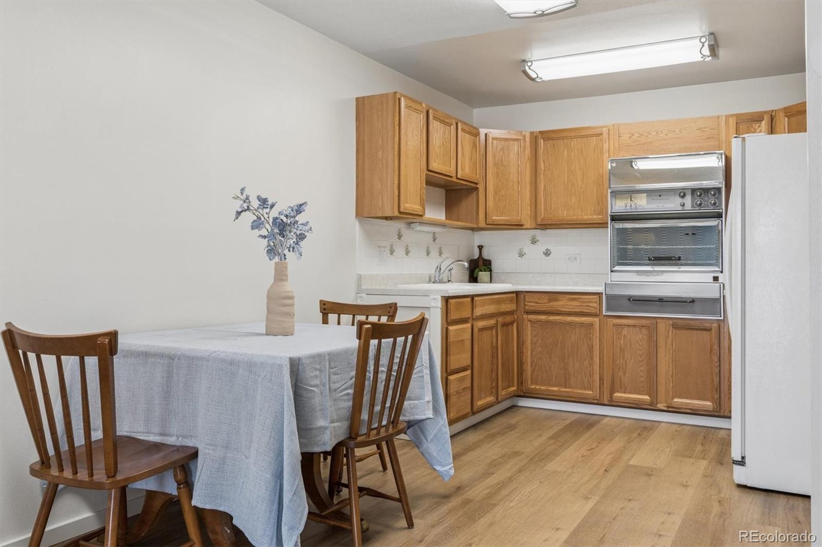 MLS Image #6 for 750 s clinton street 1a,denver, Colorado