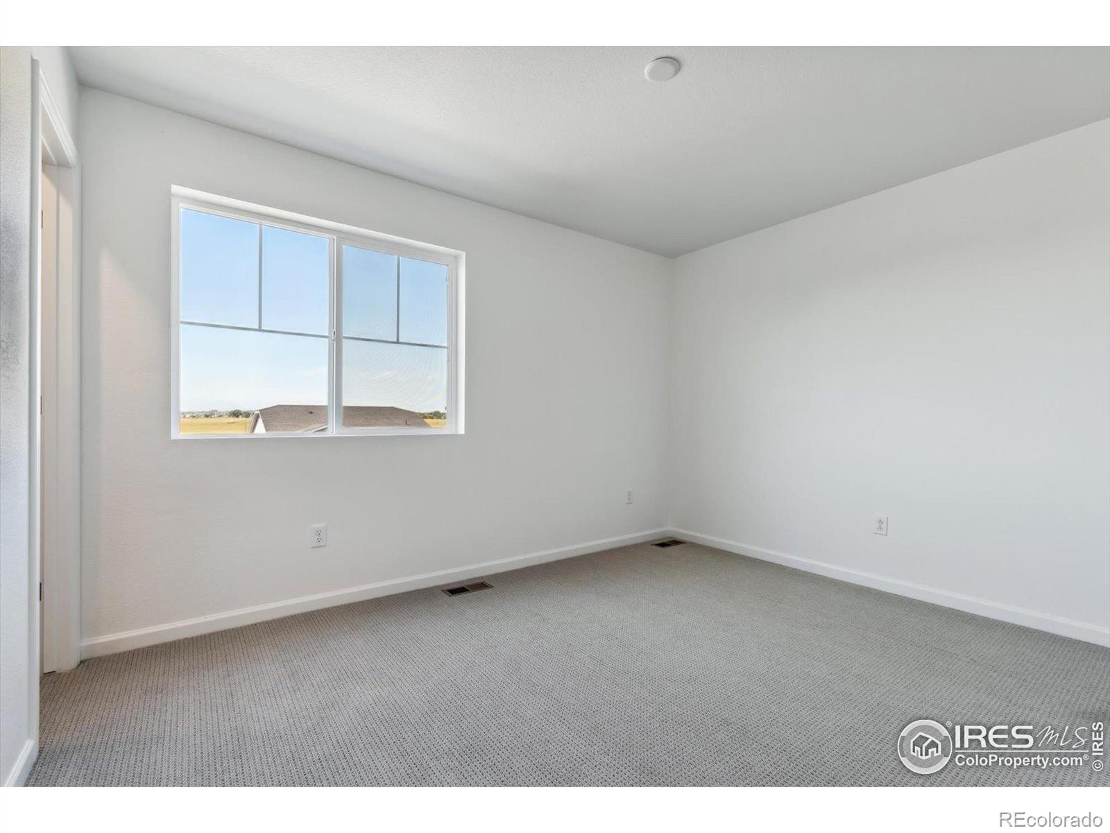 MLS Image #12 for 904  harvard street,johnstown, Colorado