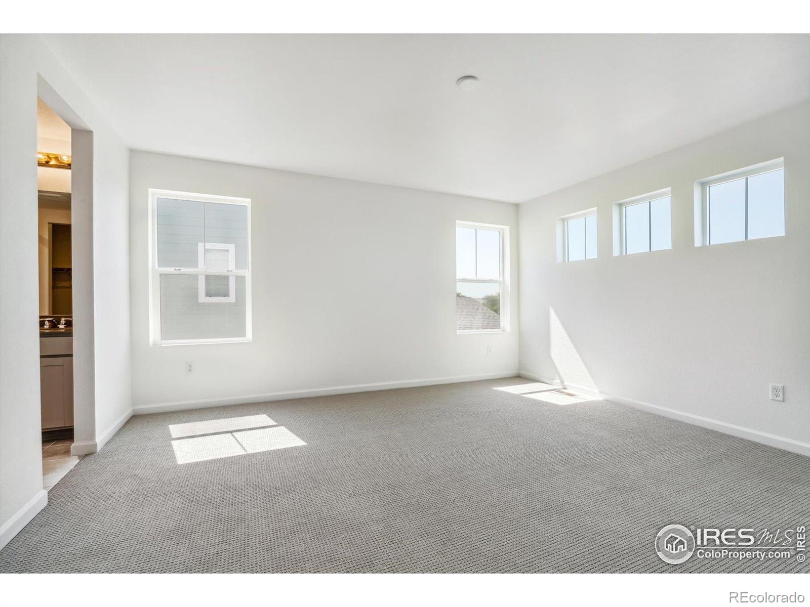 MLS Image #17 for 904  harvard street,johnstown, Colorado