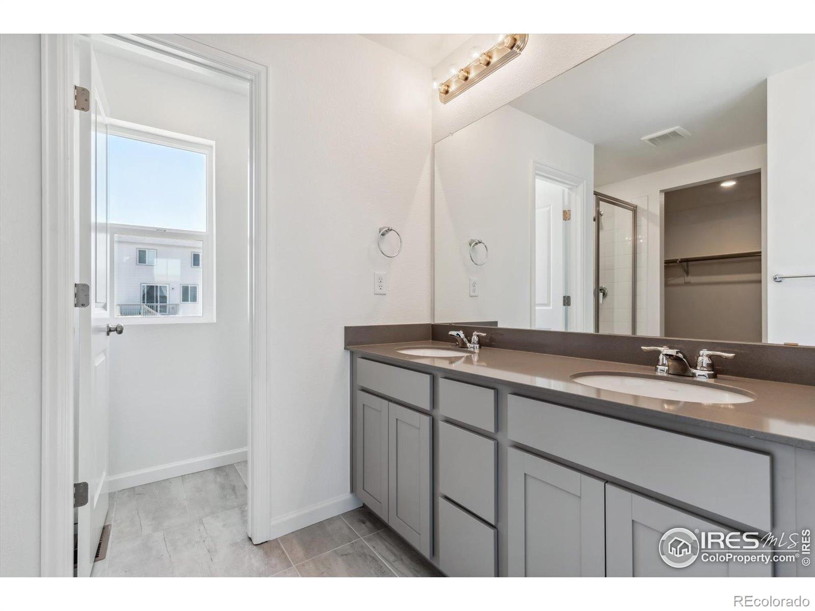 MLS Image #20 for 904  harvard street,johnstown, Colorado