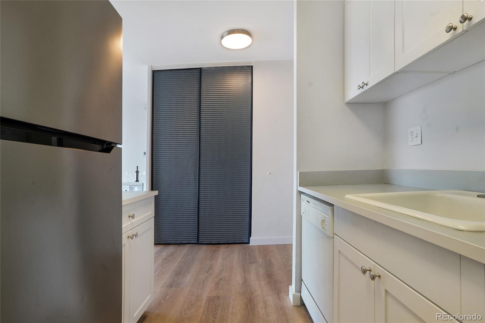 MLS Image #19 for 3100 e cherry creek south drive,denver, Colorado