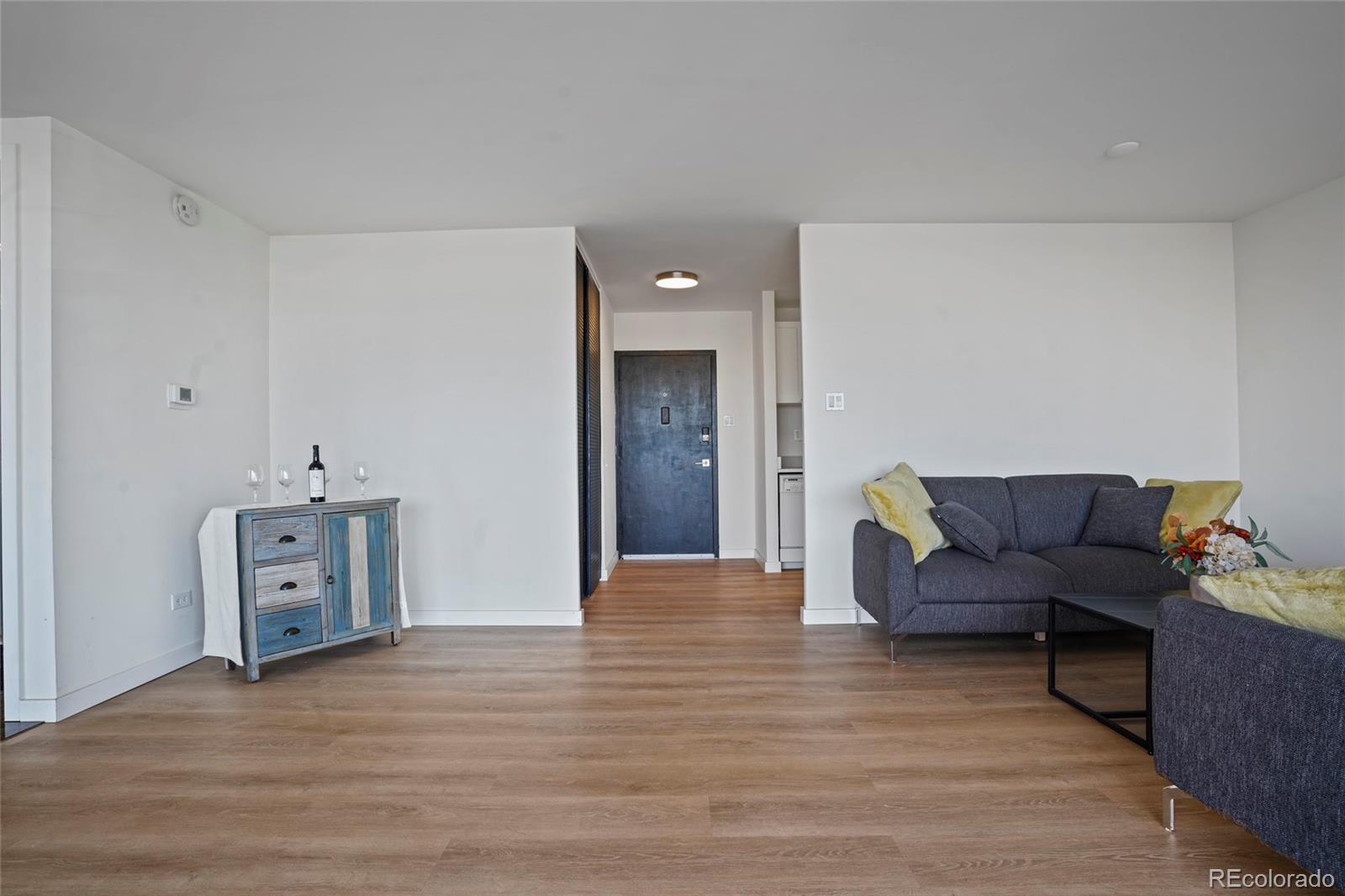 MLS Image #8 for 3100 e cherry creek south drive,denver, Colorado
