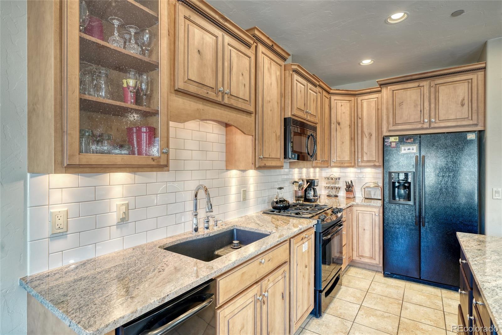 MLS Image #18 for 536 e 1st street,salida, Colorado