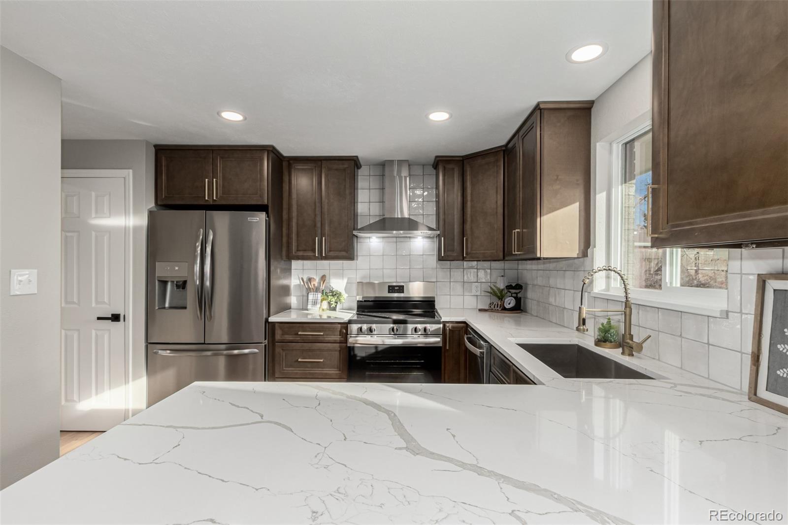 MLS Image #6 for 4851 s pierson way,littleton, Colorado