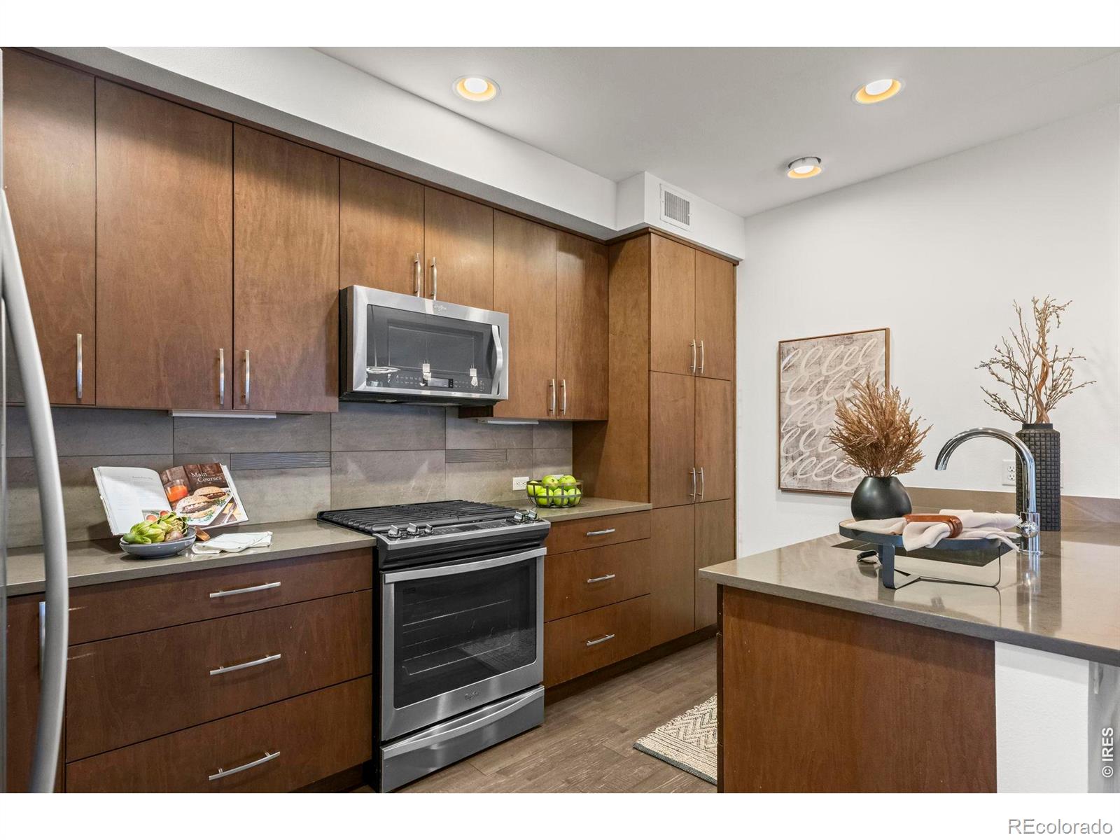 MLS Image #8 for 1585  hecla way,louisville, Colorado
