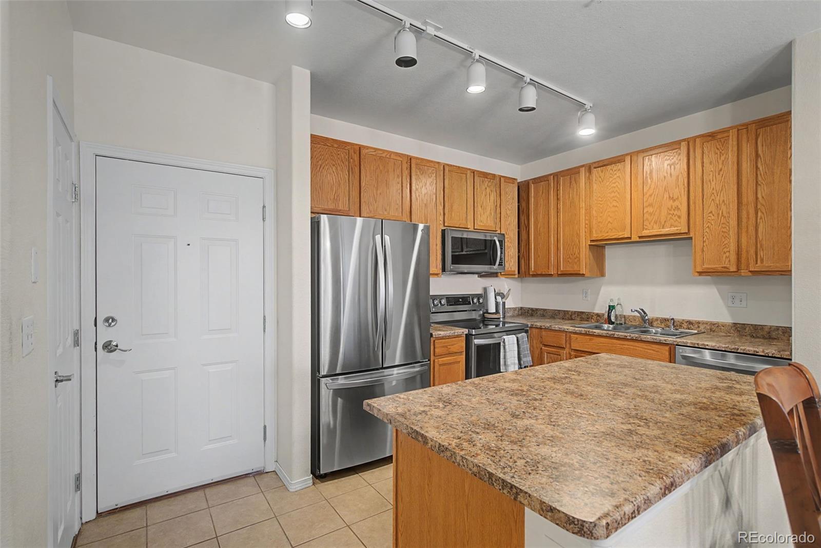 MLS Image #15 for 15470  canyon rim drive,englewood, Colorado