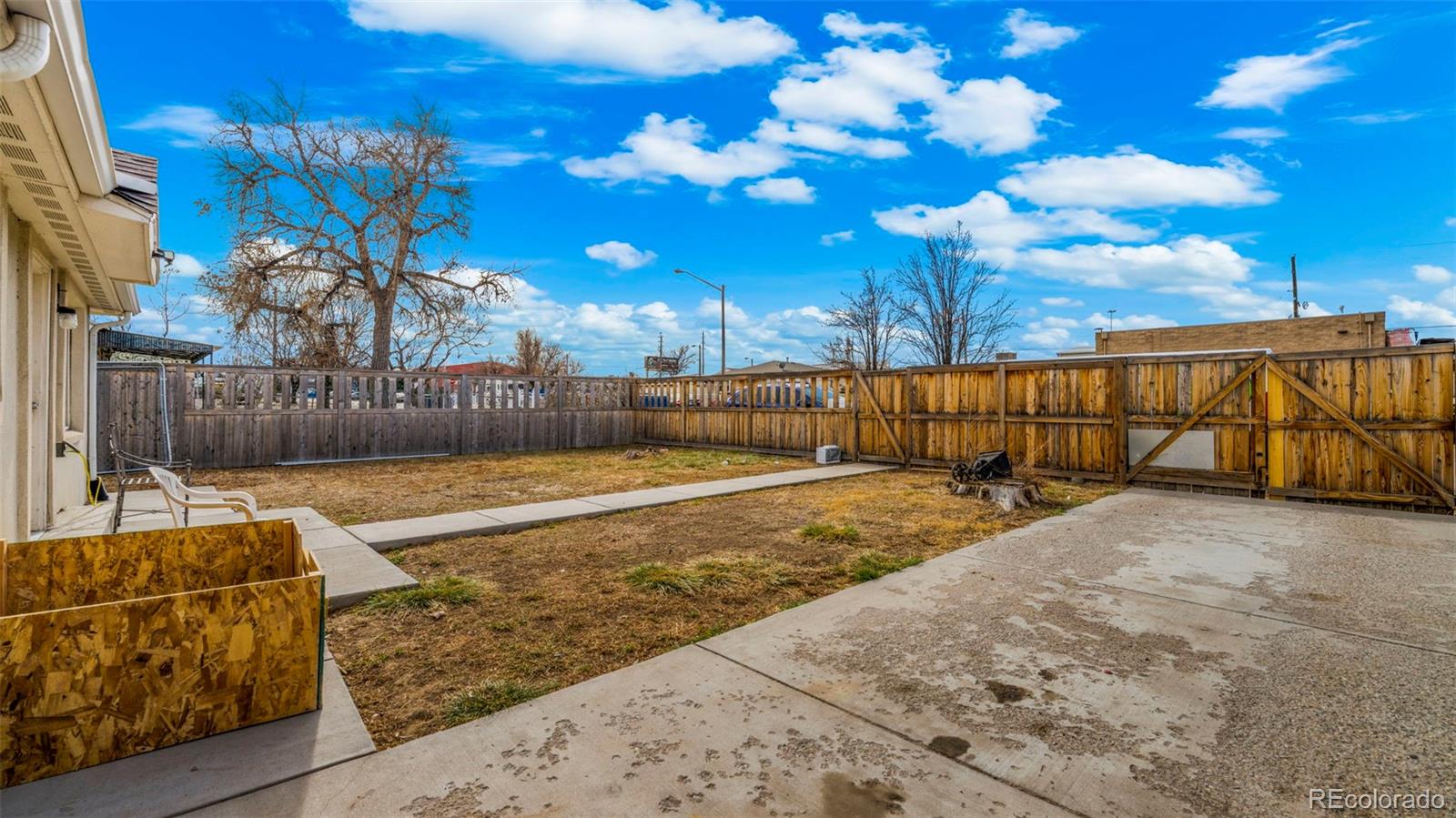 MLS Image #10 for 5322  lincoln street,denver, Colorado