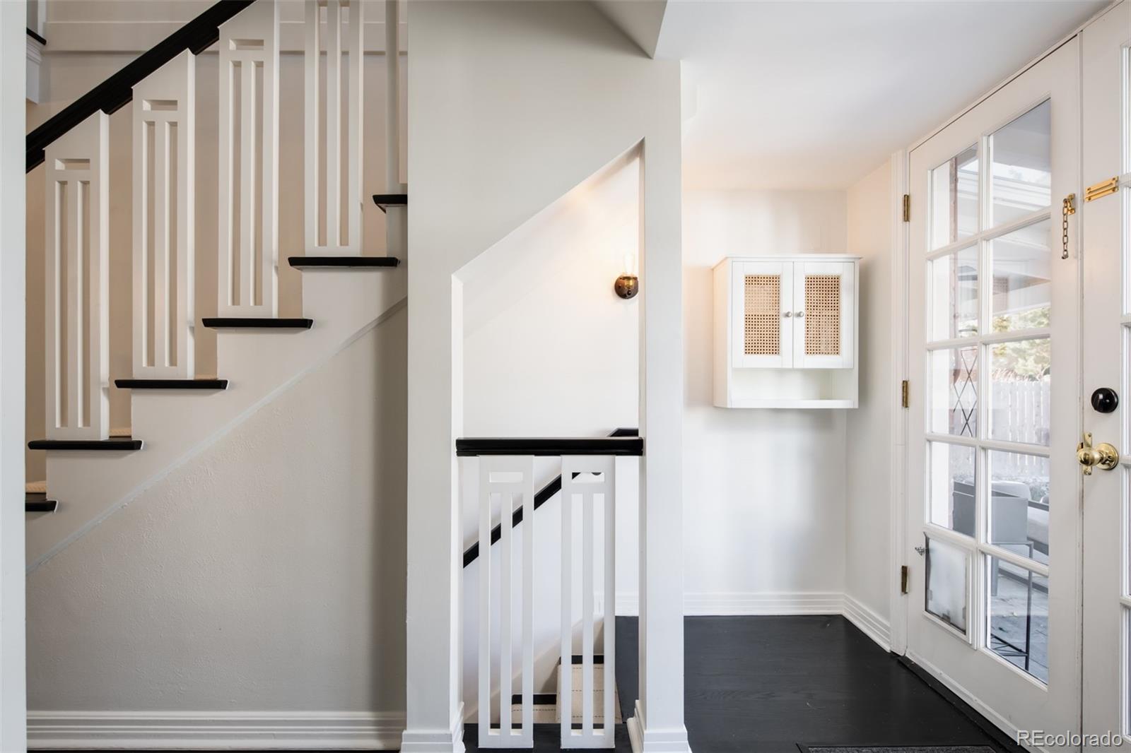 MLS Image #15 for 457  elm street,denver, Colorado