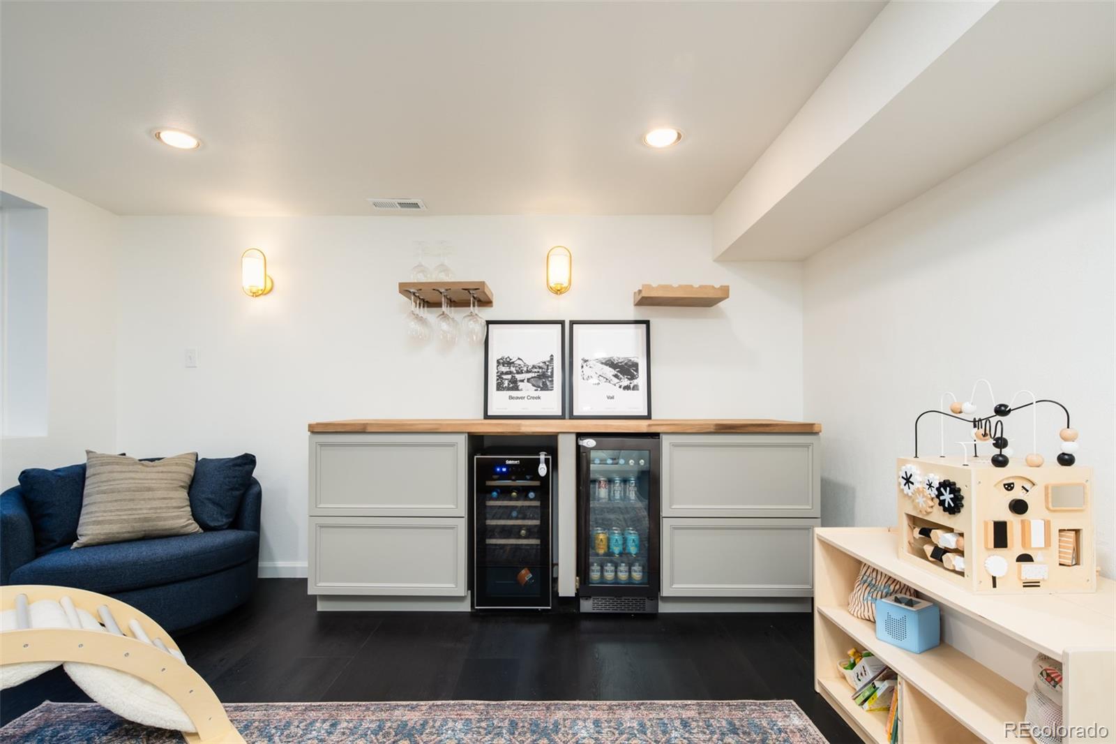 MLS Image #27 for 457  elm street,denver, Colorado