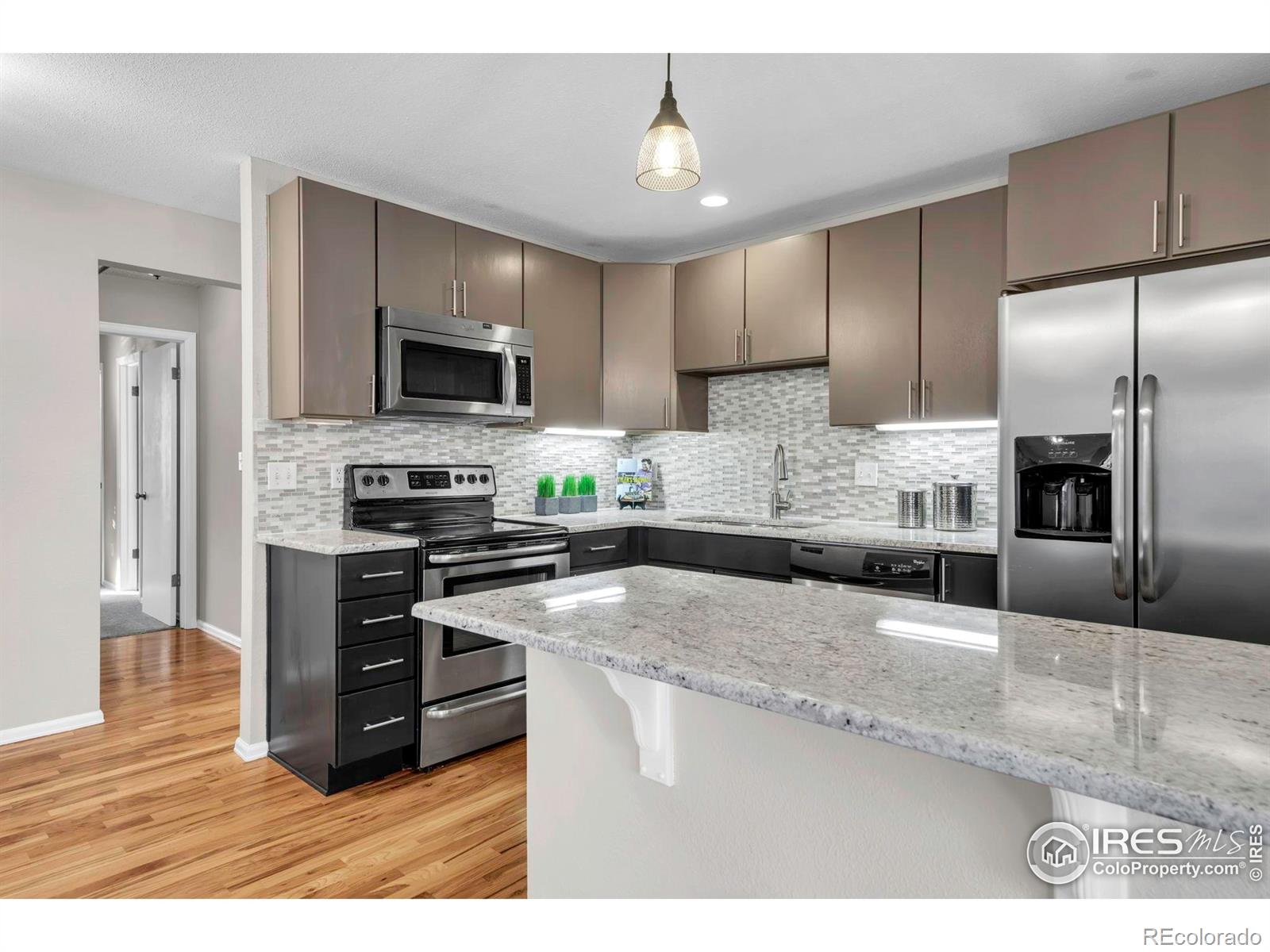 MLS Image #13 for 1915  centennial drive,louisville, Colorado