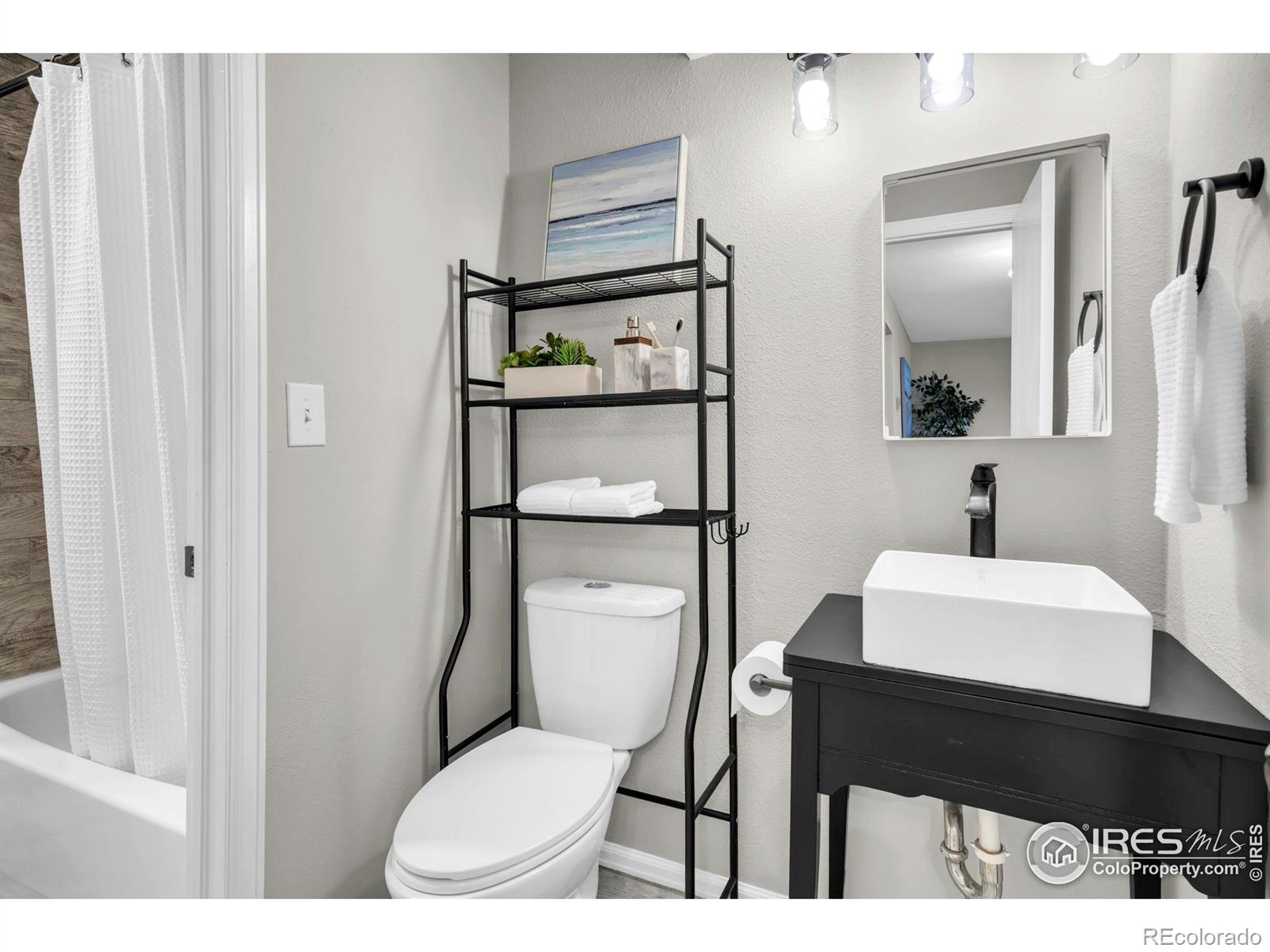 MLS Image #18 for 1915  centennial drive,louisville, Colorado