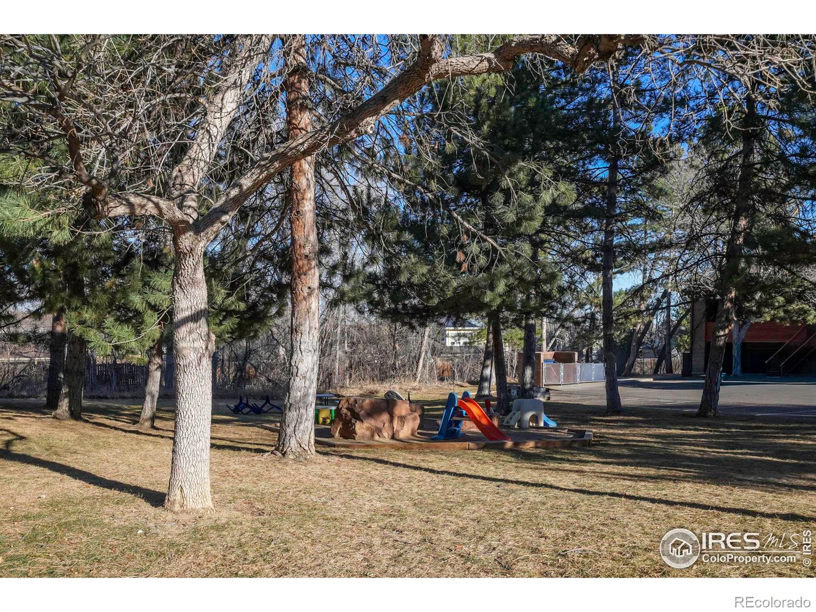 MLS Image #29 for 1915  centennial drive,louisville, Colorado