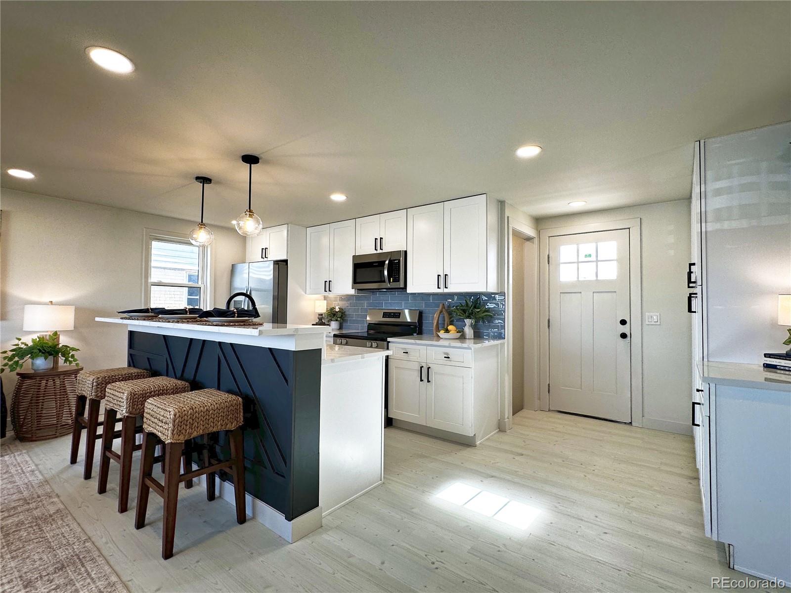 MLS Image #6 for 5440 w 5th avenue,lakewood, Colorado