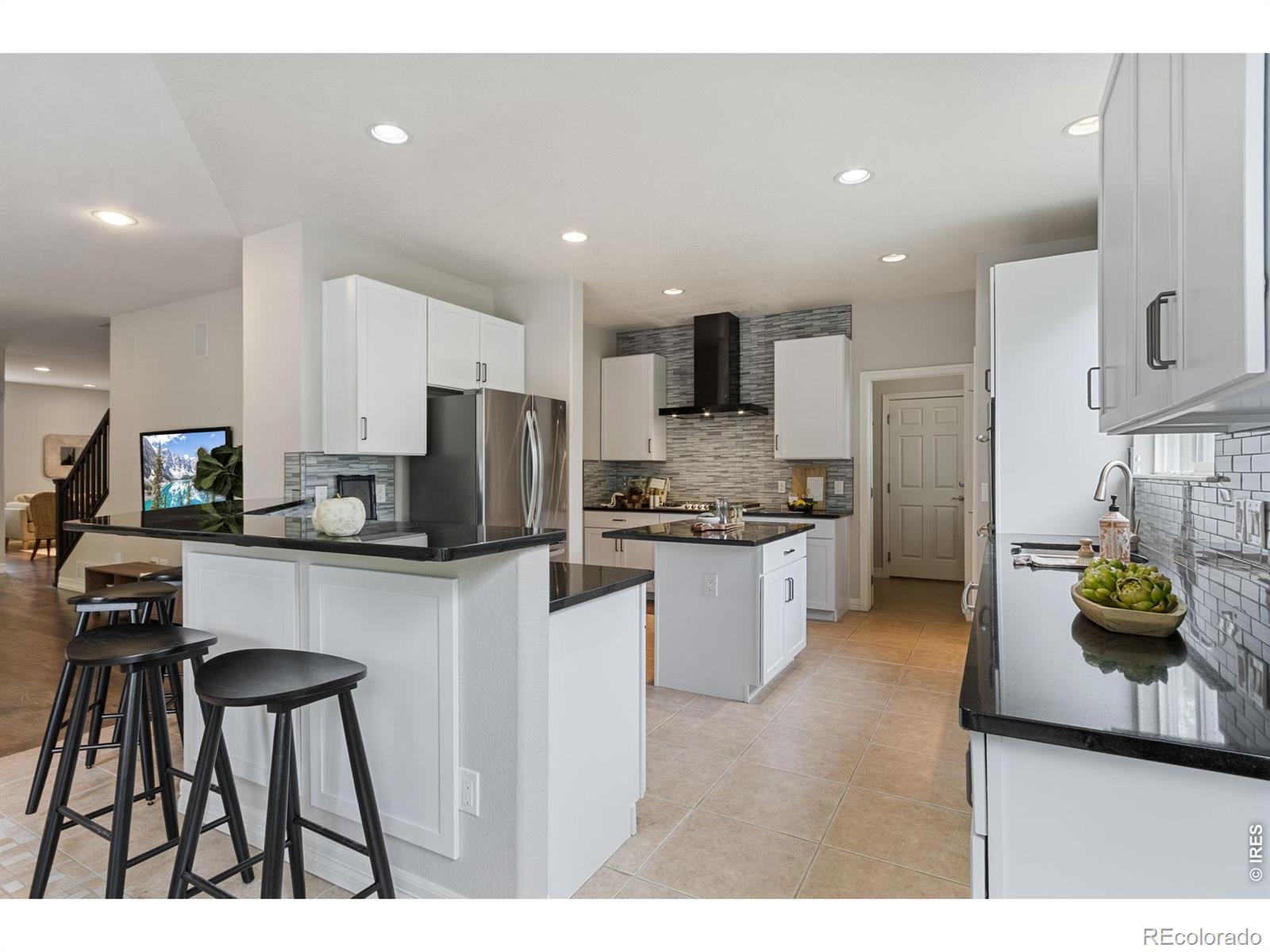 MLS Image #14 for 714  fairbourne way,fort collins, Colorado