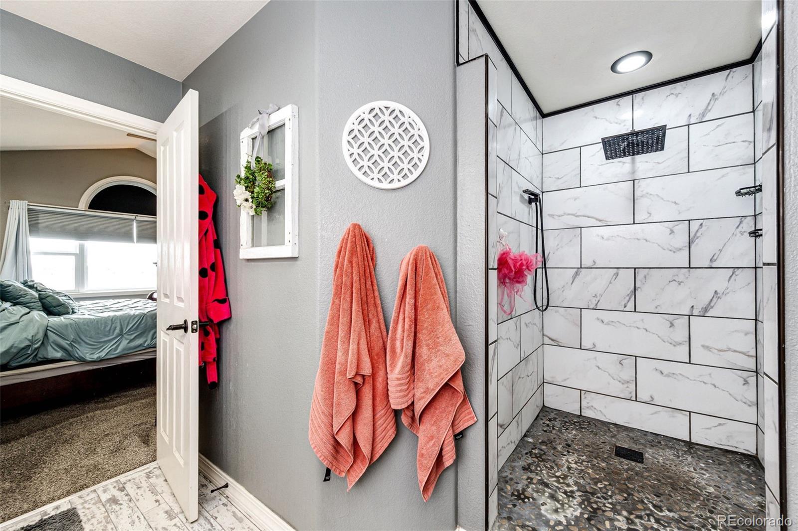 MLS Image #19 for 825  cherokee street,strasburg, Colorado