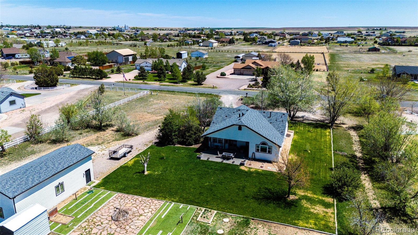 MLS Image #2 for 825  cherokee street,strasburg, Colorado