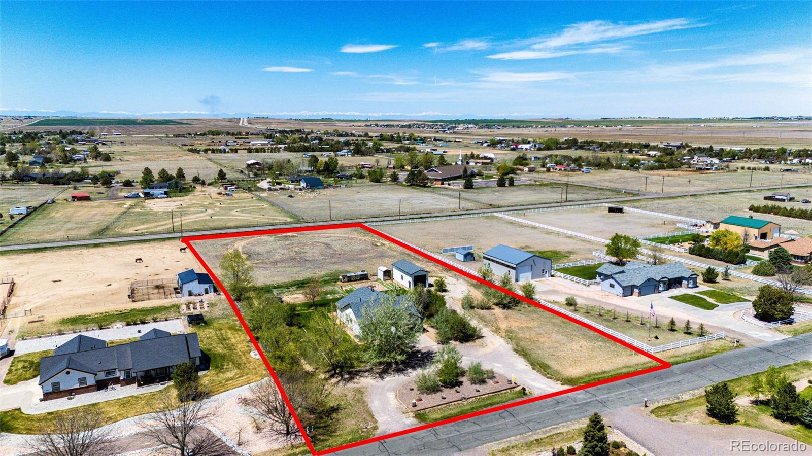 MLS Image #30 for 825  cherokee street,strasburg, Colorado