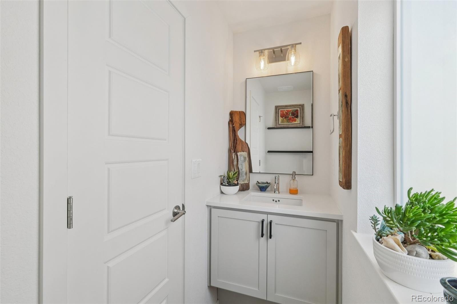 MLS Image #13 for 2005 w 66th avenue,denver, Colorado