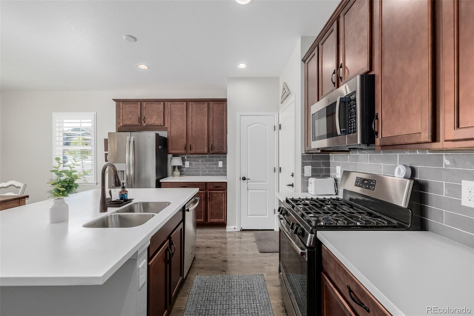 MLS Image #12 for 10761 n montane drive,broomfield, Colorado