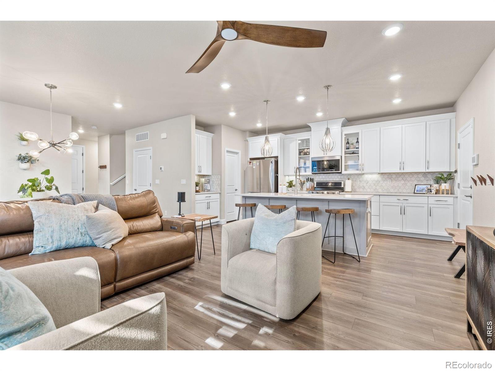 MLS Image #11 for 8358  howell street b,arvada, Colorado