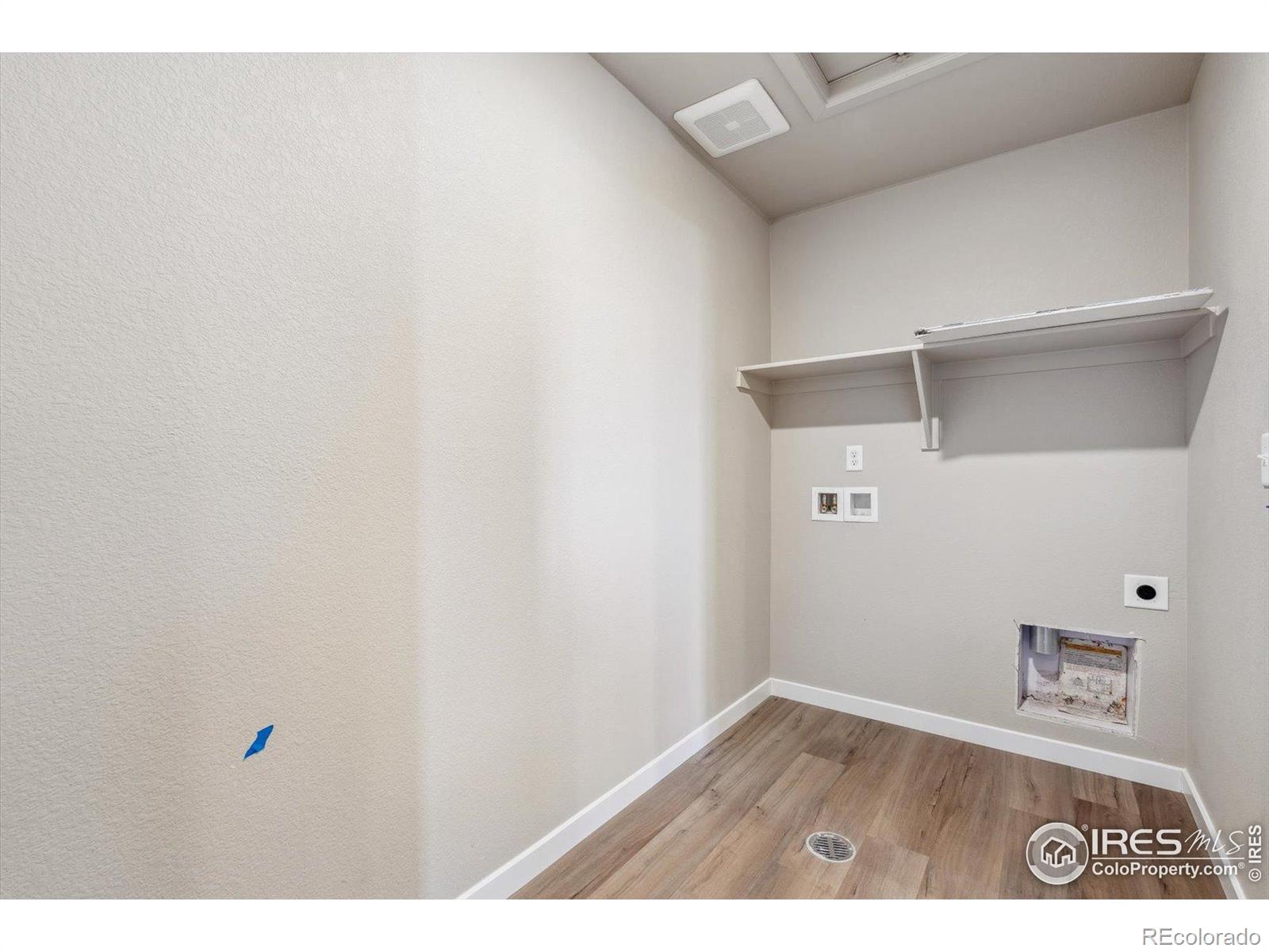 MLS Image #22 for 874  harvard street,johnstown, Colorado